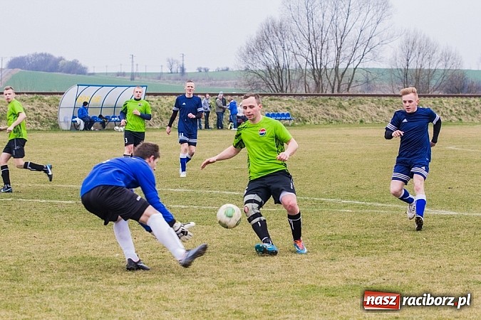 Zdjęcie w galerii na portalu naszraciborz.pl: Cyprzanów - Buków: Udana pogoń gospodarzy wiadomości z regionu