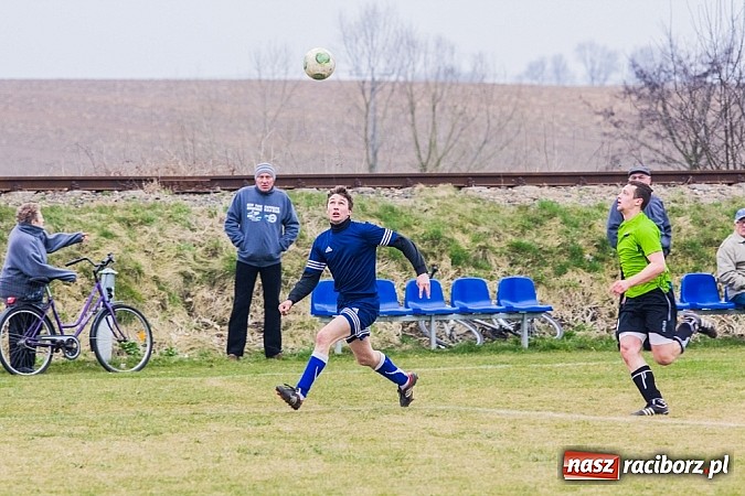 Zdjęcie w galerii na portalu naszraciborz.pl: Cyprzanów - Buków: Udana pogoń gospodarzy wiadomości z regionu