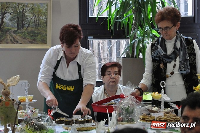 Zdjęcie w galerii na portalu naszraciborz.pl: Tworków - wielkanocne stoły pełne pyszności wiadomości z regionu
