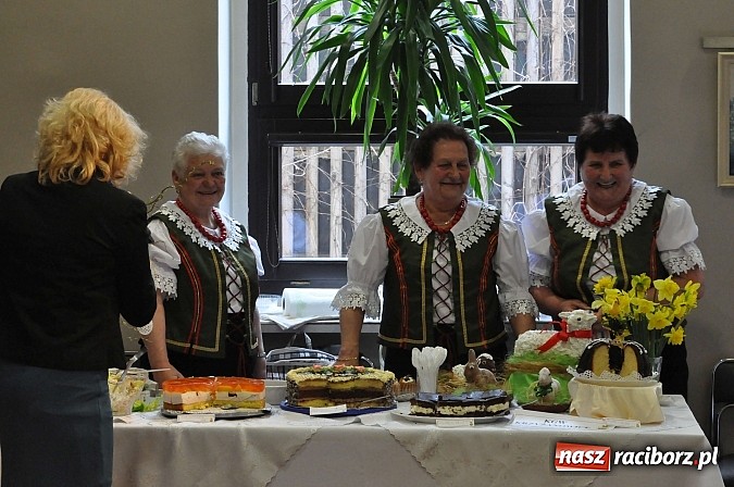 Zdjęcie w galerii na portalu naszraciborz.pl: Tworków - wielkanocne stoły pełne pyszności wiadomości z regionu