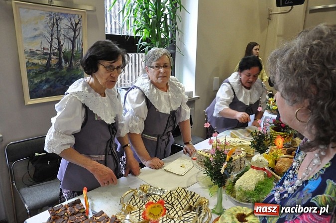 Zdjęcie w galerii na portalu naszraciborz.pl: Tworków - wielkanocne stoły pełne pyszności wiadomości z regionu