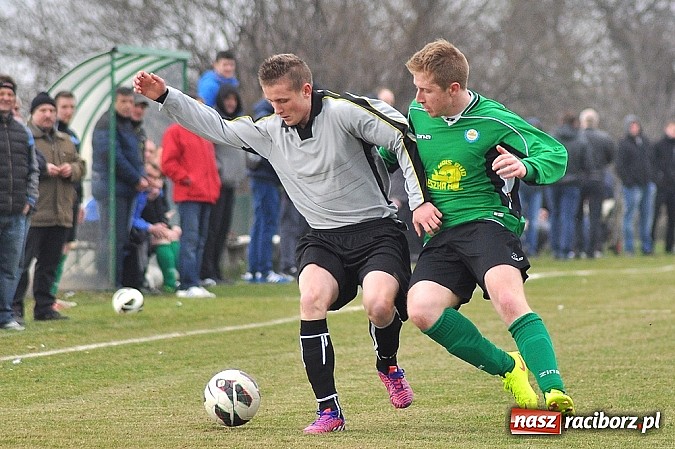 Zdjęcie w galerii na portalu naszraciborz.pl: B klasa: Podział punktów w hicie kolejki wiadomości z regionu