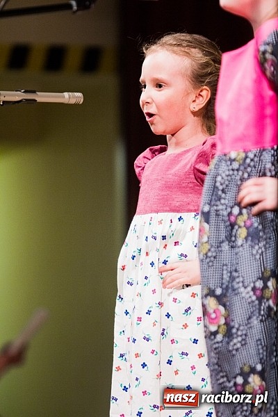 Zdjęcie w galerii na portalu naszraciborz.pl: Koncert charytatywny na rzecz Kacpra Sucheckiego. Udało się zebrać ponad 6 tys. zł. wiadomości z regionu