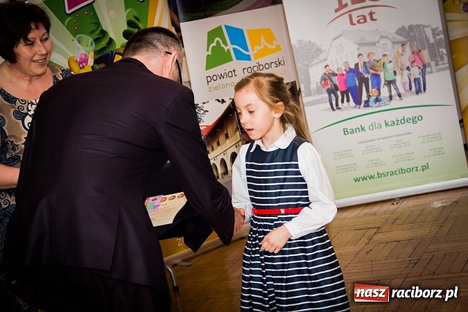 Zdjęcie w galerii na portalu naszraciborz.pl: Nagrodzono laureatów konkursu na ozdobę wielkanocną wiadomości z regionu