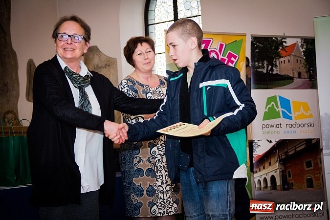 Zdjęcie w galerii na portalu naszraciborz.pl: Nagrodzono laureatów konkursu na ozdobę wielkanocną wiadomości z regionu