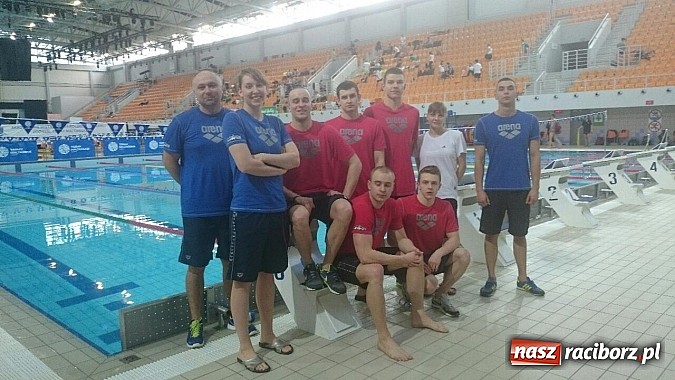Zdjęcie w galerii na portalu naszraciborz.pl: Szczęśliwa si&oacute;demka PWSZ Racib&oacute;rz na Akademickich Mistrzostwach Polski w Pływaniu wiadomości z regionu