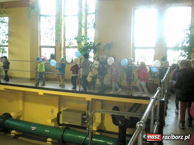 Zdjęcie w galerii na portalu naszraciborz.pl: Uczniowie SP 1 obchodzili Światowy Dzień Wody wiadomości z regionu