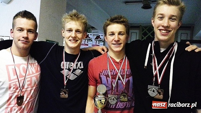 Zdjęcie w galerii na portalu naszraciborz.pl: Międzynarodowe medale uczniów ZSOMS  wiadomości z regionu