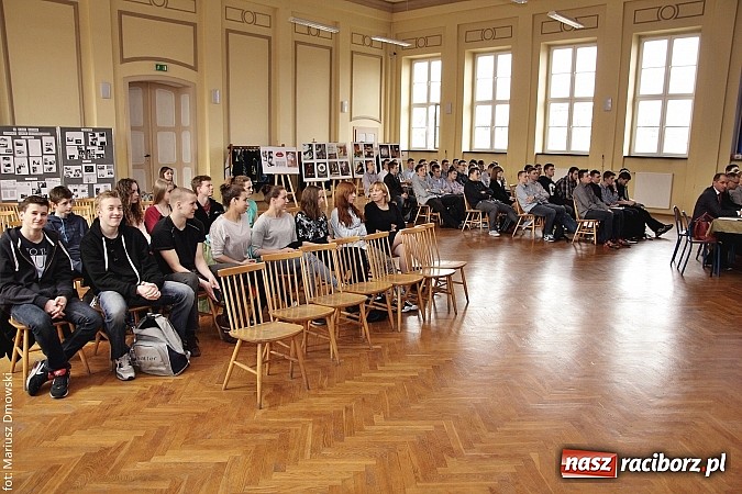 Zdjęcie w galerii na portalu naszraciborz.pl: Kolejny etap Młodzieżowego Lidera Biznesu odbył się w ZSE wiadomości z regionu