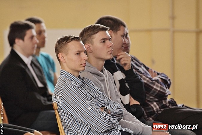 Zdjęcie w galerii na portalu naszraciborz.pl: Kolejny etap Młodzieżowego Lidera Biznesu odbył się w ZSE wiadomości z regionu