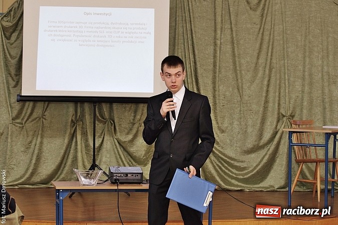 Zdjęcie w galerii na portalu naszraciborz.pl: Kolejny etap Młodzieżowego Lidera Biznesu odbył się w ZSE wiadomości z regionu