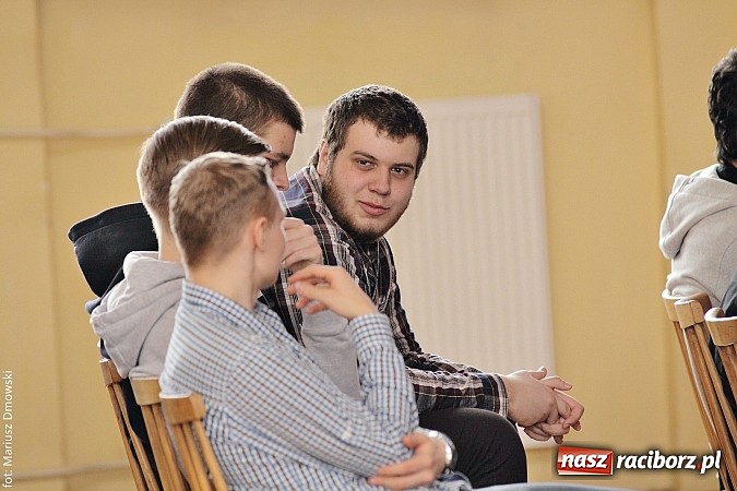 Zdjęcie w galerii na portalu naszraciborz.pl: Kolejny etap Młodzieżowego Lidera Biznesu odbył się w ZSE wiadomości z regionu