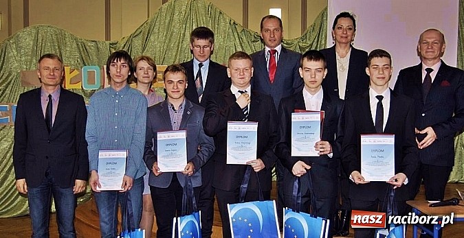 Zdjęcie w galerii na portalu naszraciborz.pl: Kolejny etap Młodzieżowego Lidera Biznesu odbył się w ZSE wiadomości z regionu