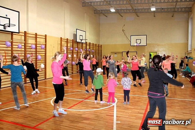 Zdjęcie w galerii na portalu naszraciborz.pl: Gimnazjum nr 5 i Przedszkole nr 15 pomagają poprzez taniec wiadomości z regionu