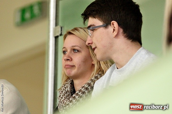 Zdjęcie w galerii na portalu naszraciborz.pl: Wojew&oacute;dzkie p&oacute;łfinały piłki ręcznej chłopc&oacute;w - sprawdź wyniki wiadomości z regionu