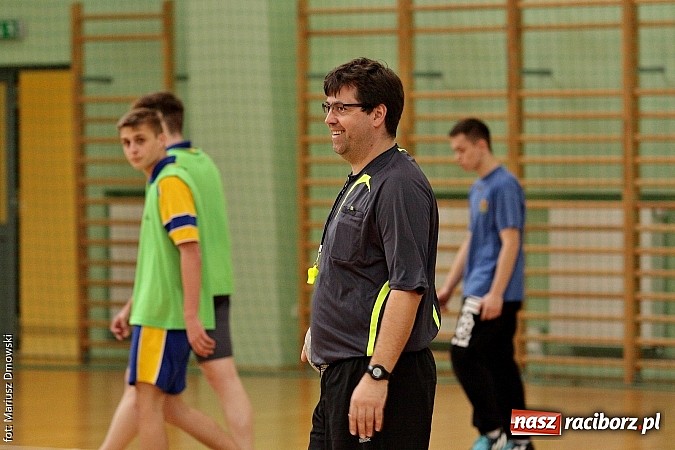 Zdjęcie w galerii na portalu naszraciborz.pl: Wojew&oacute;dzkie p&oacute;łfinały piłki ręcznej chłopc&oacute;w - sprawdź wyniki wiadomości z regionu