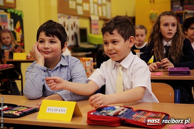 Zdjęcie w galerii na portalu naszraciborz.pl: Ekologiczna rywalizacja w SP 15 wiadomości z regionu