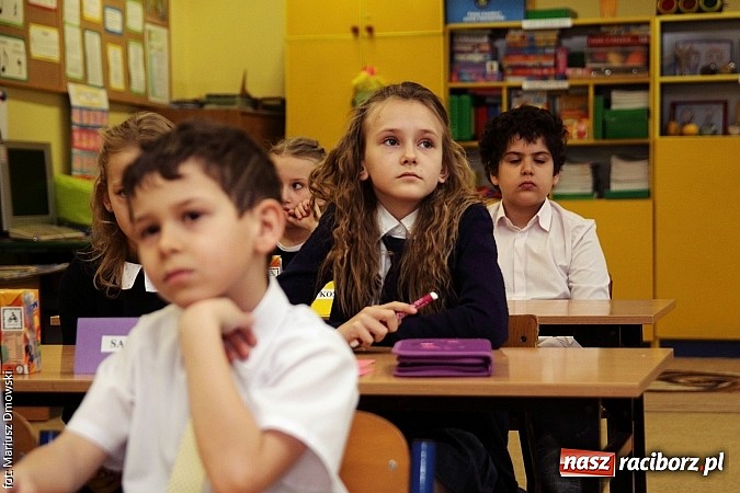 Zdjęcie w galerii na portalu naszraciborz.pl: Ekologiczna rywalizacja w SP 15 wiadomości z regionu