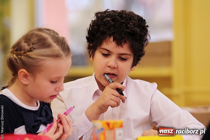 Zdjęcie w galerii na portalu naszraciborz.pl: Ekologiczna rywalizacja w SP 15 wiadomości z regionu