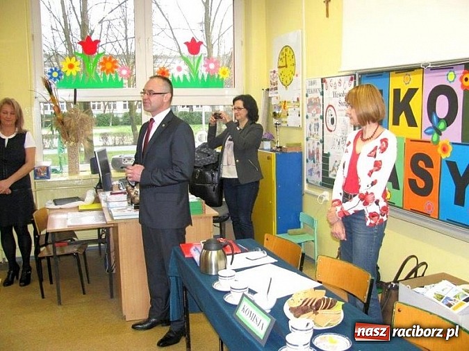 Zdjęcie w galerii na portalu naszraciborz.pl: Ekologiczna rywalizacja w SP 15 wiadomości z regionu