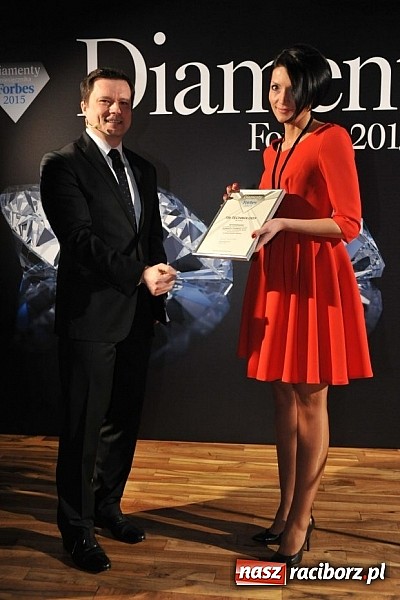 Zdjęcie w galerii na portalu naszraciborz.pl: W Raciborzu stal przekuwa się w diament wiadomości z regionu