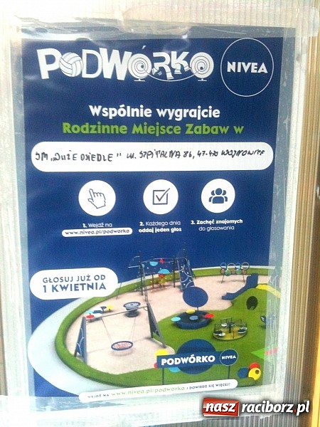 Zdjęcie w galerii na portalu naszraciborz.pl: Wojnowice głosują na swoje Podwórko Nivea wiadomości z regionu
