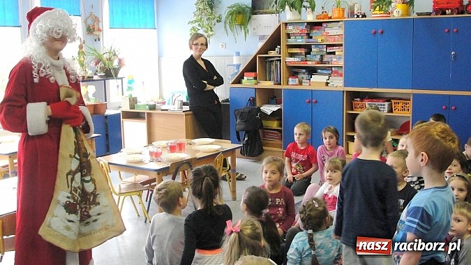 Zdjęcie w galerii na portalu naszraciborz.pl: Zamiast zajączka przyszedł Mikołaj wiadomości z regionu