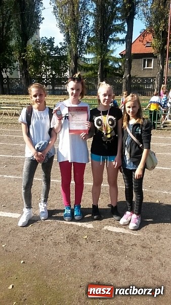 Zdjęcie w galerii na portalu naszraciborz.pl: W Gimnazjum nr 5 zawsze jest wesoło wiadomości z regionu