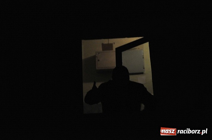 Zdjęcie w galerii na portalu naszraciborz.pl: Dramat małżeński w Kuźni Raciborskiej. Policja bada wszystkie wątki związane ze śmiercią policjanta, jego żony i syna wiadomości z regionu