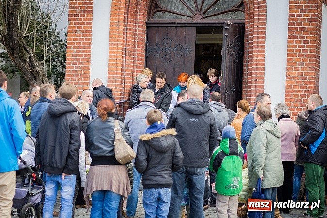 Zdjęcie w galerii na portalu naszraciborz.pl: Groby Pańskie w raciborskich kościołach wiadomości z regionu