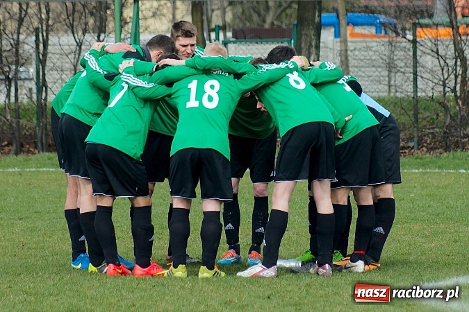 Zdjęcie w galerii na portalu naszraciborz.pl: B klasa: Grad goli przy Sudeckiej. Płonia zdeklasowana przez Chałupki wiadomości z regionu