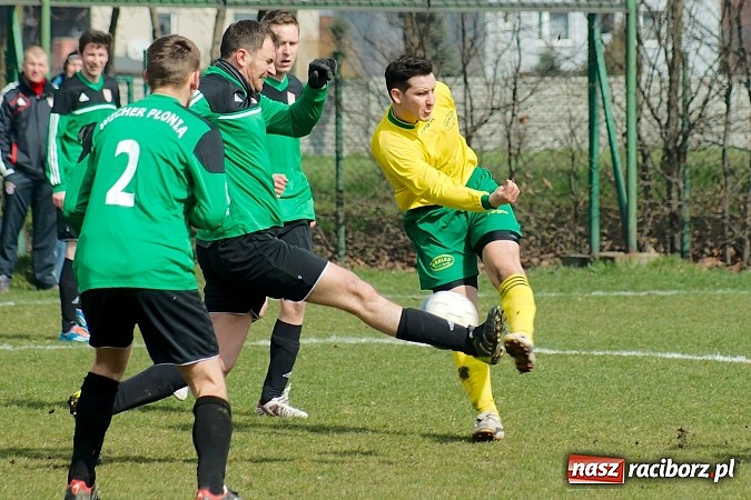 Zdjęcie w galerii na portalu naszraciborz.pl: B klasa: Grad goli przy Sudeckiej. Płonia zdeklasowana przez Chałupki wiadomości z regionu