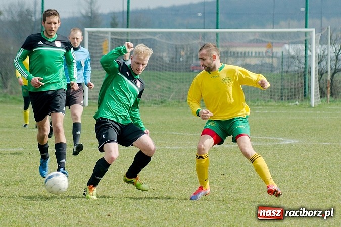 Zdjęcie w galerii na portalu naszraciborz.pl: B klasa: Grad goli przy Sudeckiej. Płonia zdeklasowana przez Chałupki wiadomości z regionu