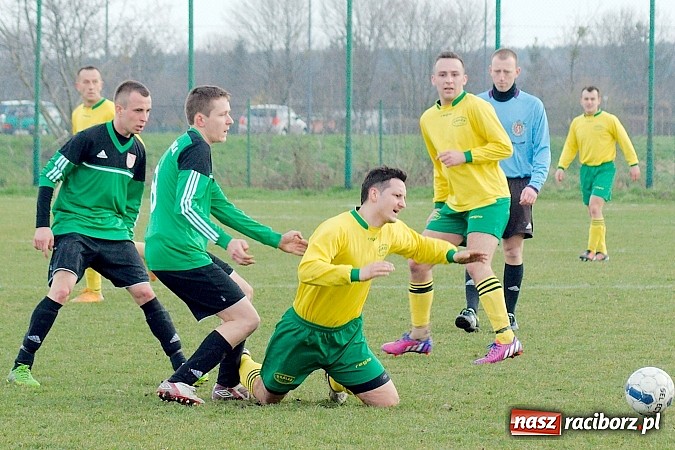 Zdjęcie w galerii na portalu naszraciborz.pl: B klasa: Grad goli przy Sudeckiej. Płonia zdeklasowana przez Chałupki wiadomości z regionu