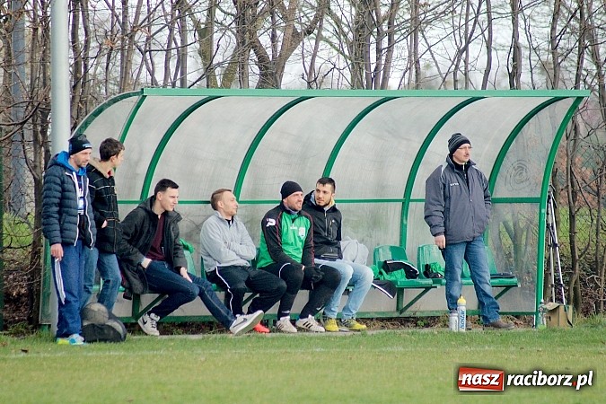 Zdjęcie w galerii na portalu naszraciborz.pl: B klasa: Grad goli przy Sudeckiej. Płonia zdeklasowana przez Chałupki wiadomości z regionu