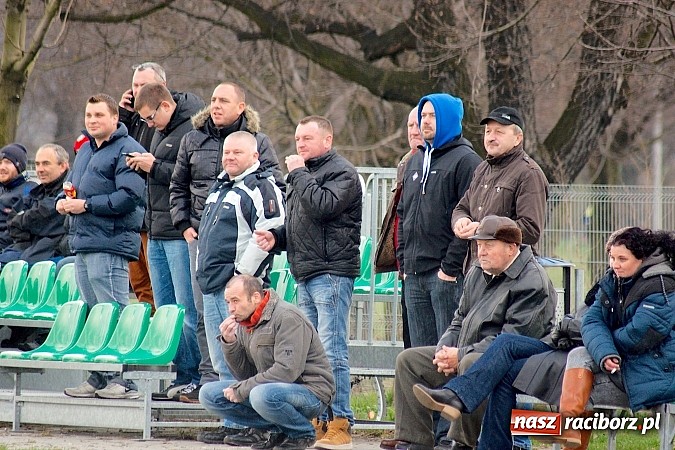 Zdjęcie w galerii na portalu naszraciborz.pl: B klasa: Grad goli przy Sudeckiej. Płonia zdeklasowana przez Chałupki wiadomości z regionu