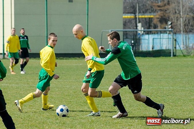 Zdjęcie w galerii na portalu naszraciborz.pl: B klasa: Grad goli przy Sudeckiej. Płonia zdeklasowana przez Chałupki wiadomości z regionu