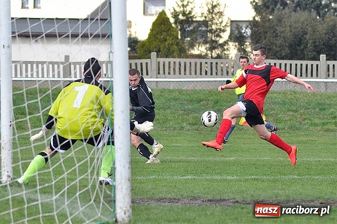Zdjęcie w galerii na portalu naszraciborz.pl: Studzienna wyrwała punkt w końcówce wiadomości z regionu