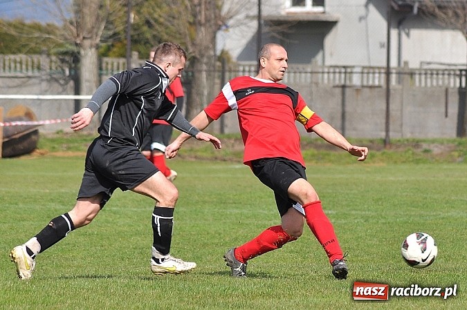 Zdjęcie w galerii na portalu naszraciborz.pl: Studzienna wyrwała punkt w końcówce wiadomości z regionu