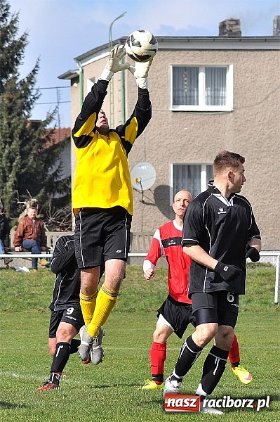 Zdjęcie w galerii na portalu naszraciborz.pl: Studzienna wyrwała punkt w końcówce wiadomości z regionu
