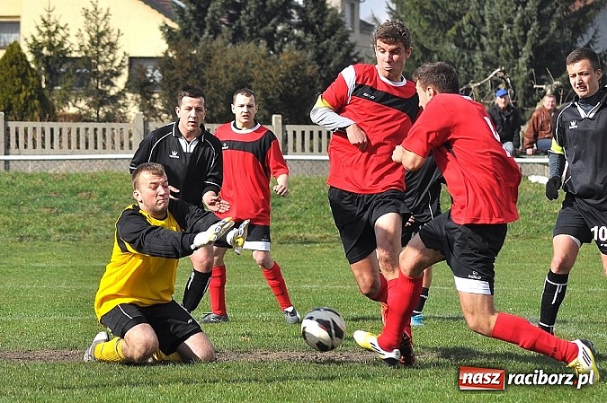 Zdjęcie w galerii na portalu naszraciborz.pl: Studzienna wyrwała punkt w końcówce wiadomości z regionu