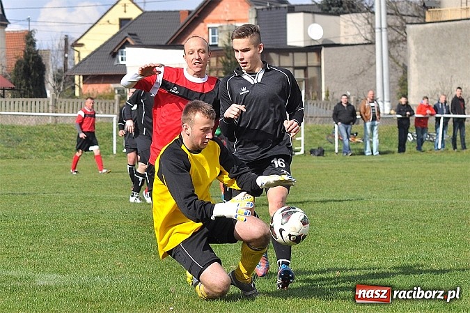 Zdjęcie w galerii na portalu naszraciborz.pl: Studzienna wyrwała punkt w końcówce wiadomości z regionu