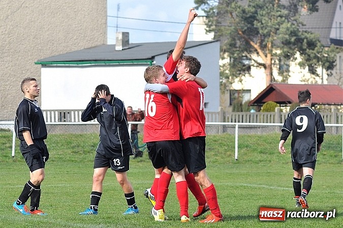 Zdjęcie w galerii na portalu naszraciborz.pl: Studzienna wyrwała punkt w końcówce wiadomości z regionu