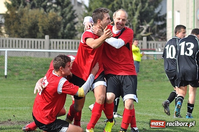 Zdjęcie w galerii na portalu naszraciborz.pl: Studzienna wyrwała punkt w końcówce wiadomości z regionu