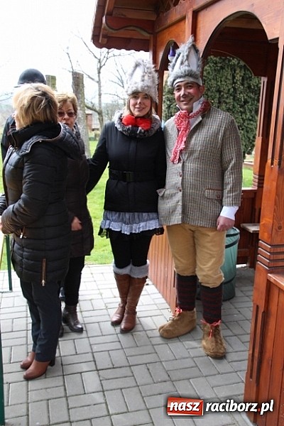 Zdjęcie w galerii na portalu naszraciborz.pl: Wielkanoc w farskich ogrodach wiadomości z regionu