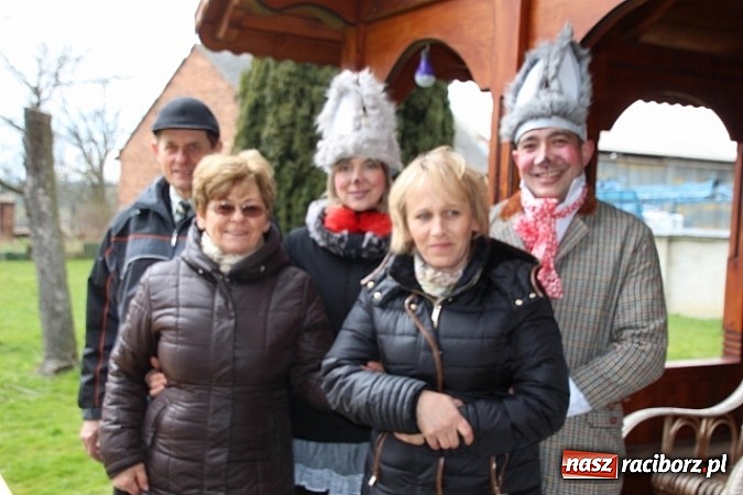 Zdjęcie w galerii na portalu naszraciborz.pl: Wielkanoc w farskich ogrodach wiadomości z regionu