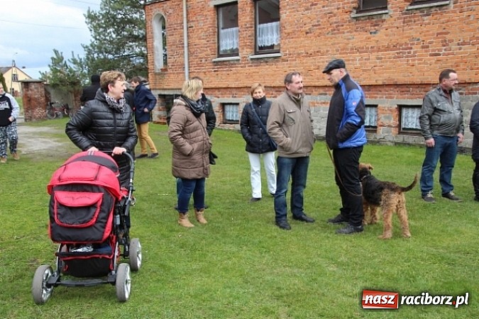 Zdjęcie w galerii na portalu naszraciborz.pl: Wielkanoc w farskich ogrodach wiadomości z regionu