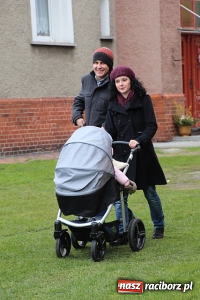 Zdjęcie w galerii na portalu naszraciborz.pl: Wielkanoc w farskich ogrodach wiadomości z regionu