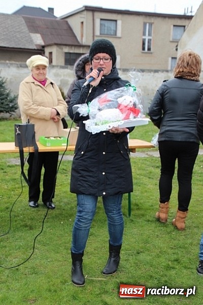 Zdjęcie w galerii na portalu naszraciborz.pl: Wielkanoc w farskich ogrodach wiadomości z regionu