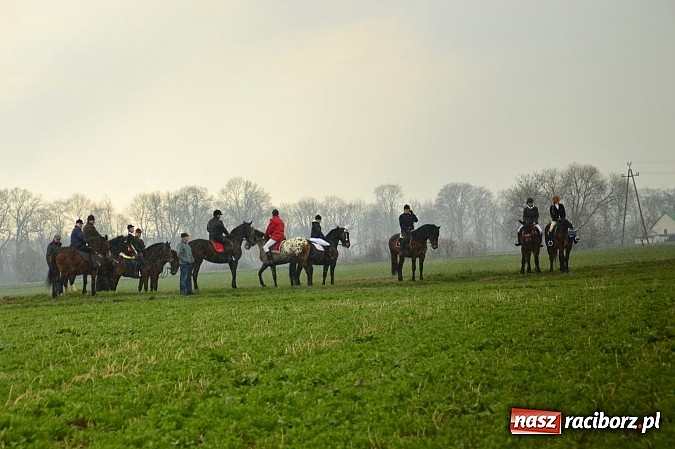 Zdjęcie w galerii na portalu naszraciborz.pl: W Bieńkowicach przed Urbanem sypnęło śniegiem wiadomości z regionu